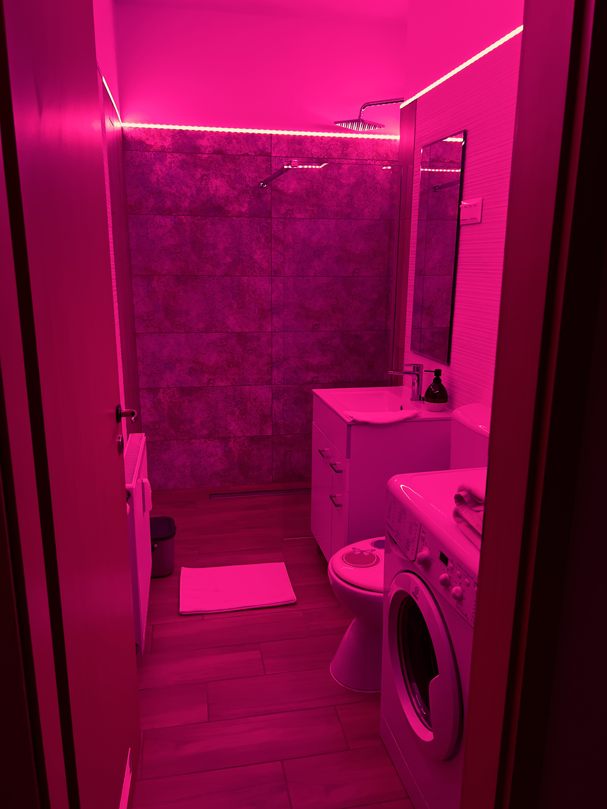 ../../uploads/muranyi-23-apartman/pic1200/muranyi-23-apartman-14.jpg